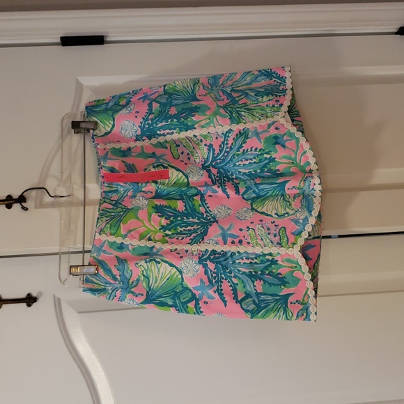 NWT Lilly pulitzer Patty Patty skort Size 12 Mandevilla Baby print. Scallop - Picture 1 of 4